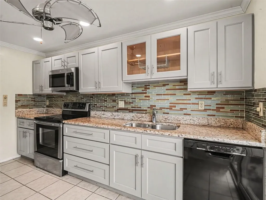 3506 Auburn Court Sarasota FL 34231