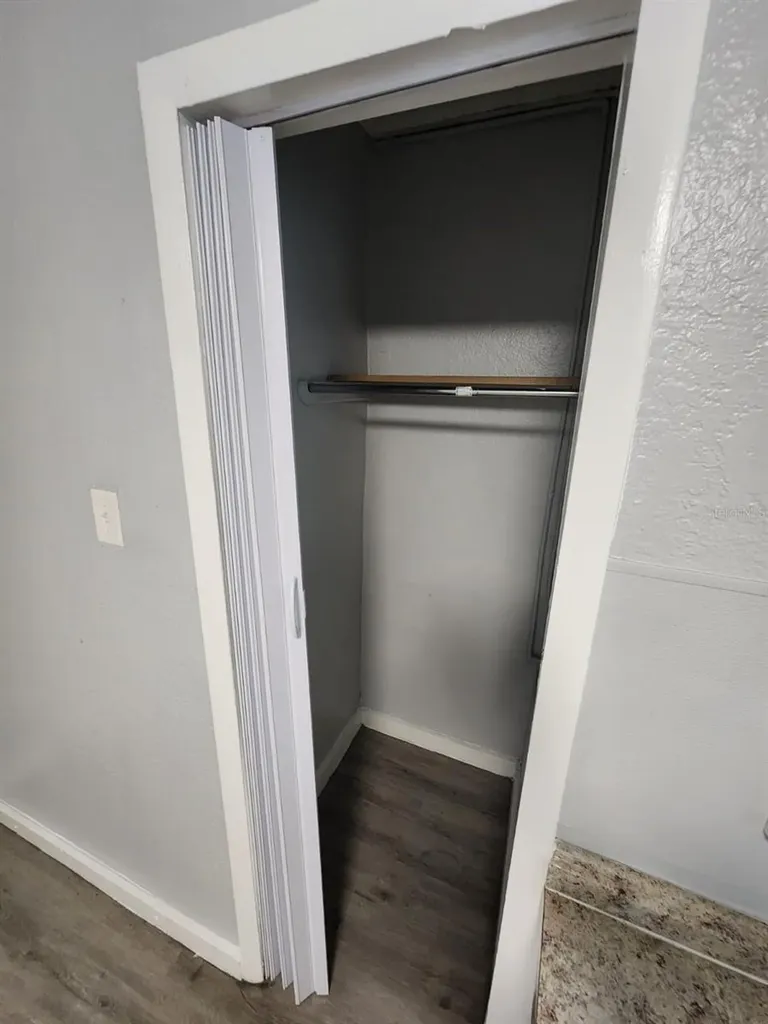407 S Jupiter Avenue Clearwater FL 33755