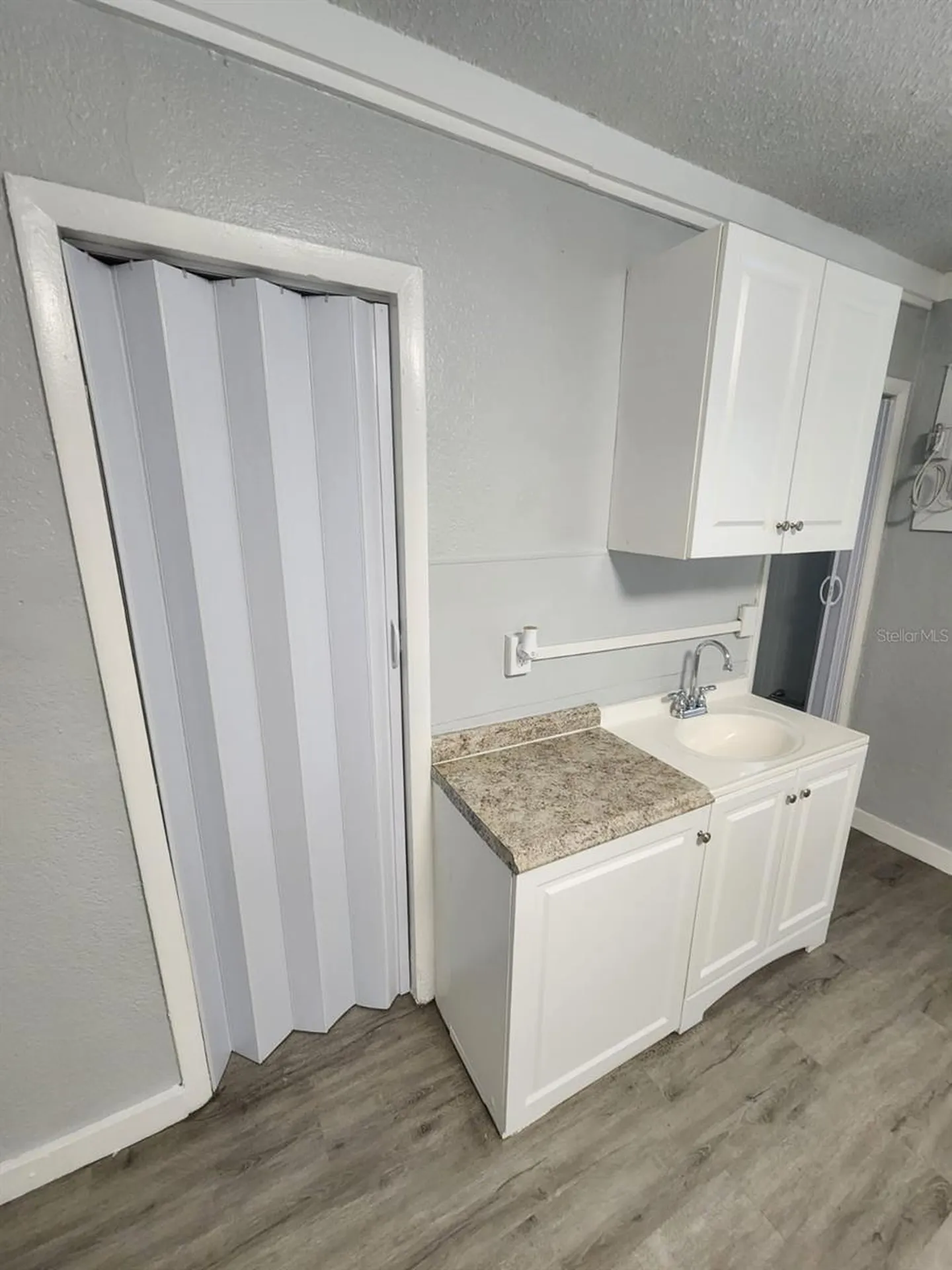 407 S Jupiter Avenue Clearwater FL 33755