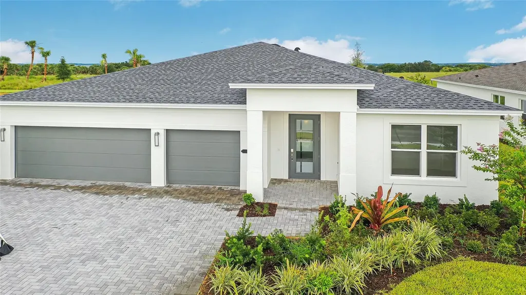 1613 Bellagio Loop Tavares FL 32778