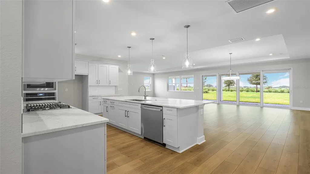 1613 Bellagio Loop Tavares FL 32778