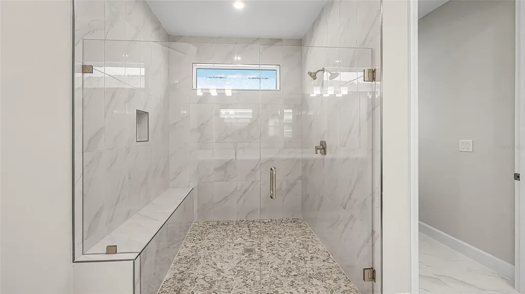 1613 Bellagio Loop Tavares FL 32778
