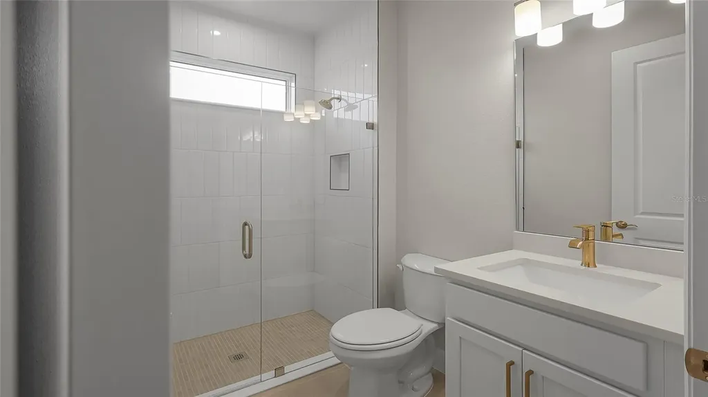 1613 Bellagio Loop Tavares FL 32778