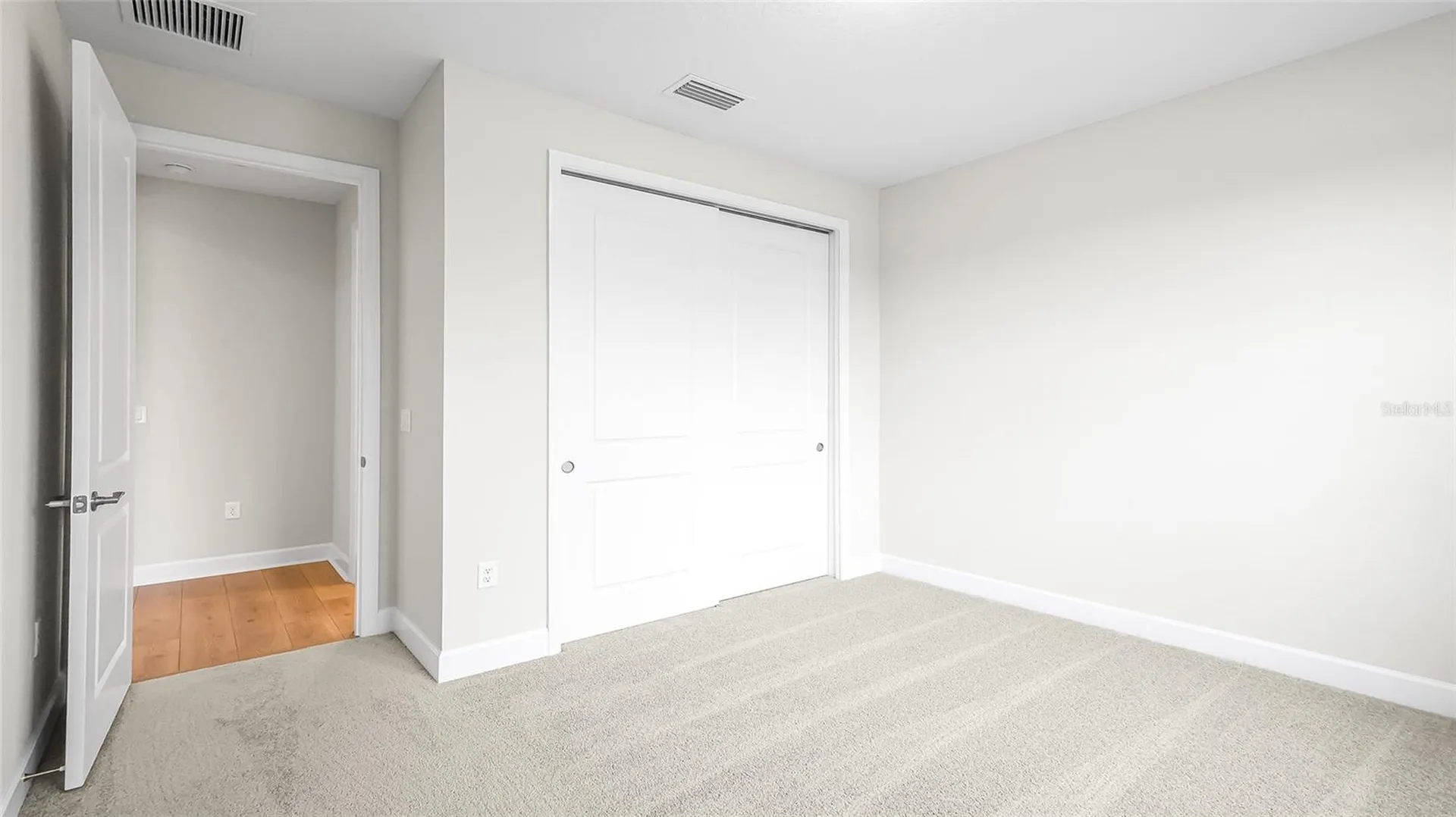 1613 Bellagio Loop Tavares FL 32778