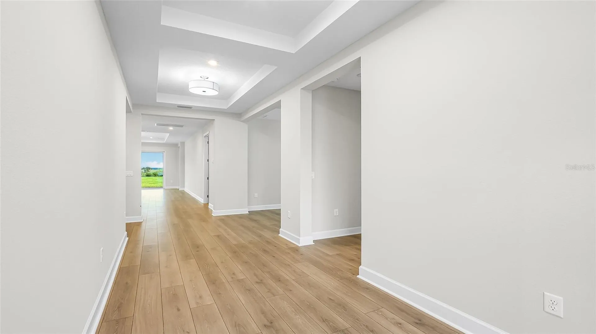 1613 Bellagio Loop Tavares FL 32778