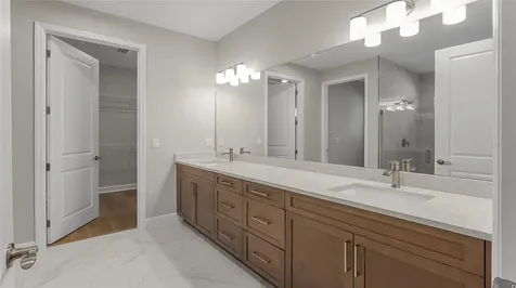 1613 Bellagio Loop Tavares FL 32778