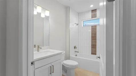 1613 Bellagio Loop Tavares FL 32778