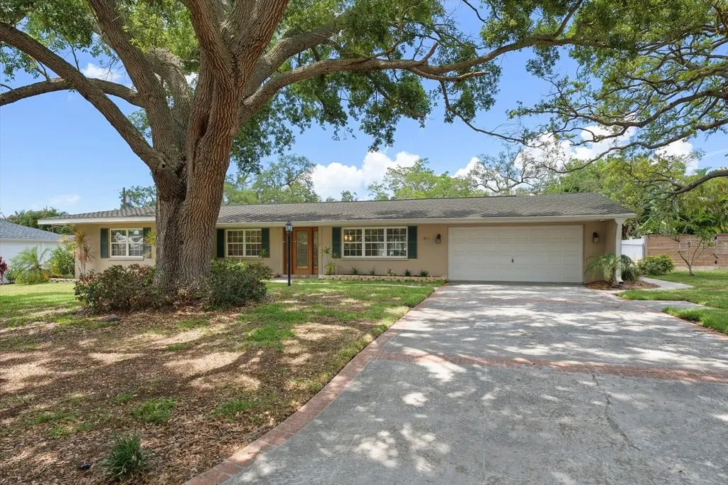 802 Allamanda Drive Largo FL 33770