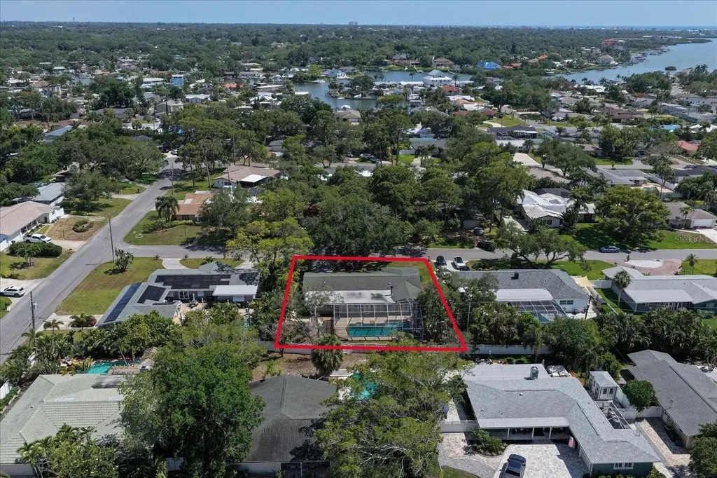802 Allamanda Drive Largo FL 33770