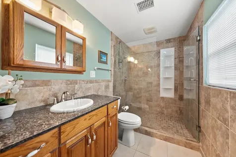 802 Alamanda Drive Largo FL 33770
