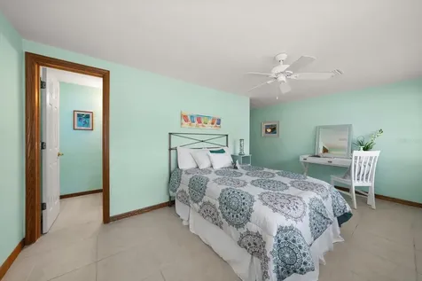 802 Alamanda Drive Largo FL 33770