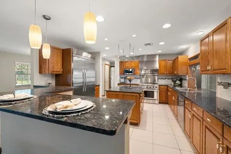 802 Alamanda Drive Largo FL 33770