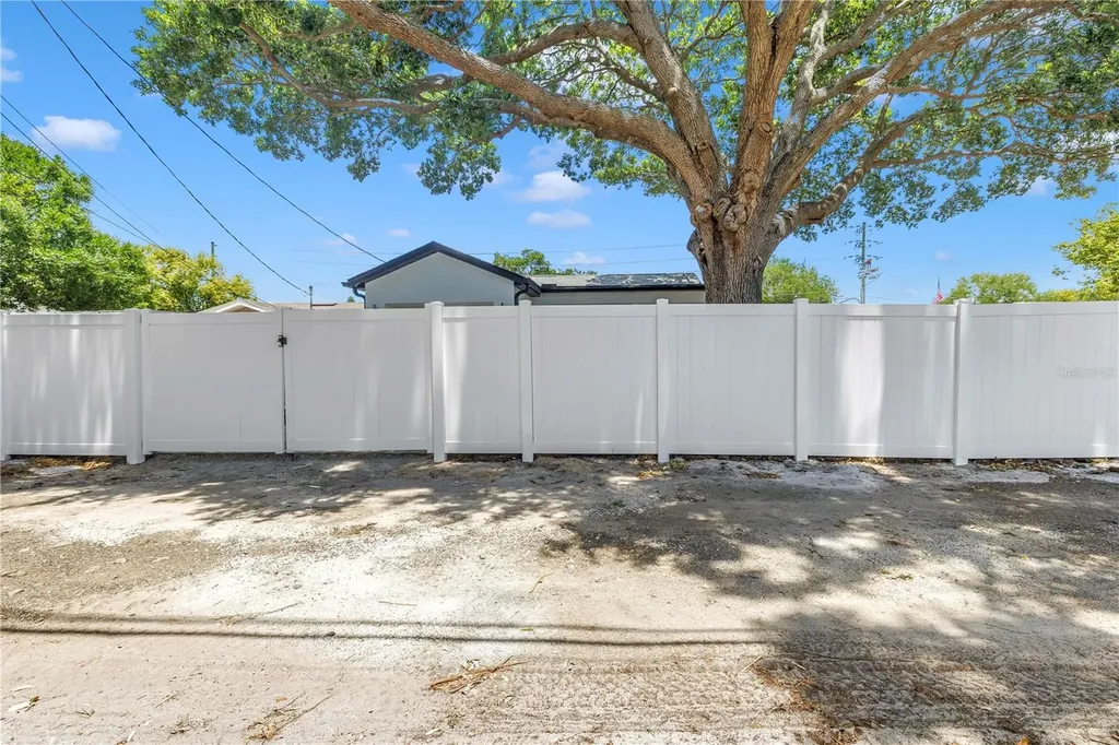 834 53rd Avenue N St Petersburg FL 33703