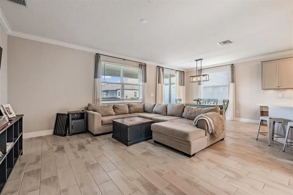 13418 Lakeview Oaks Lane Riverview FL 33579