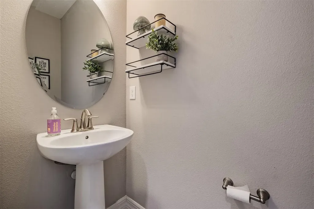 13418 Lakeview Oaks Lane Riverview FL 33579