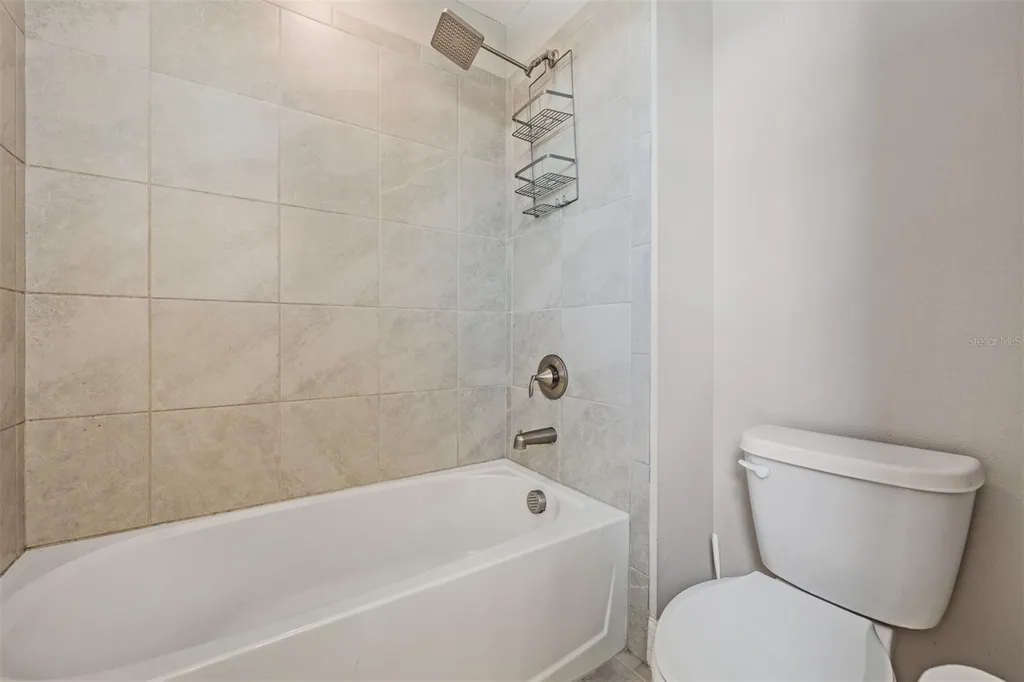 13418 Lakeview Oaks Lane Riverview FL 33579
