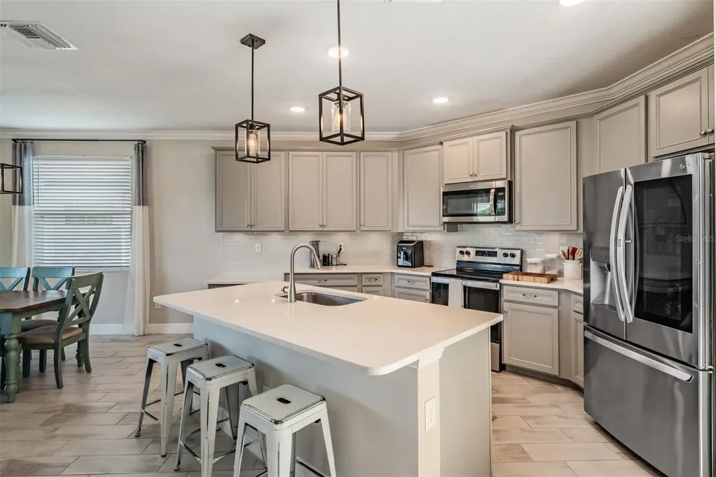 13418 Lakeview Oaks Lane Riverview FL 33579