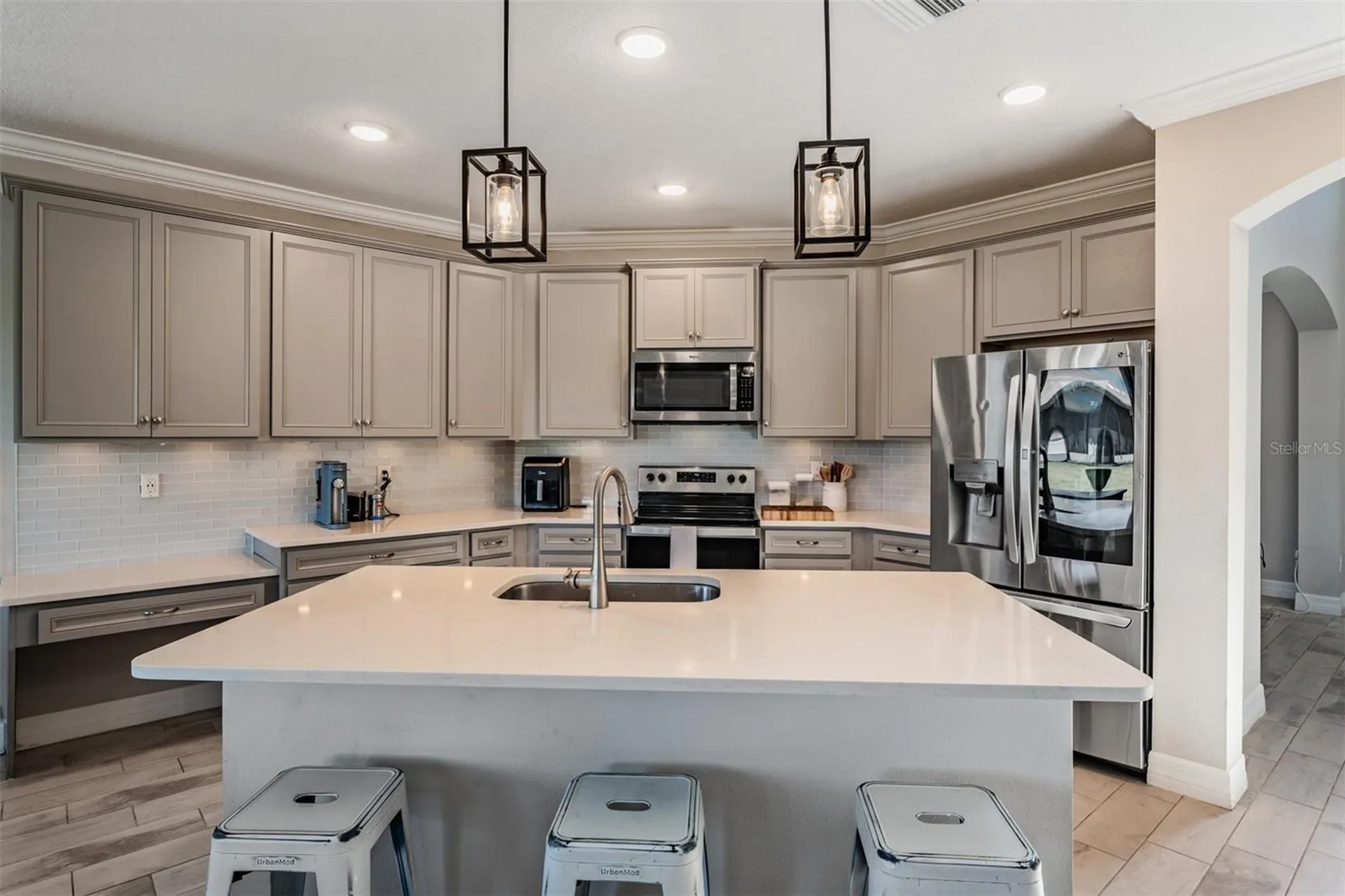 13418 Lakeview Oaks Lane Riverview FL 33579