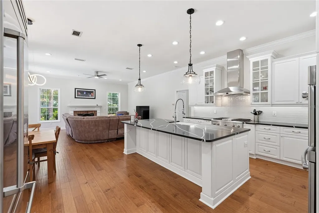 3904 SW 95th Drive Gainesville FL 32608