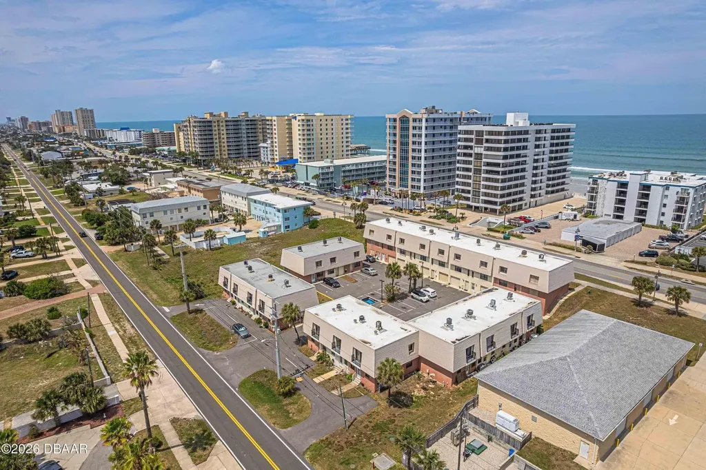 3750 S Atlantic Avenue Daytona Beach FL 32118