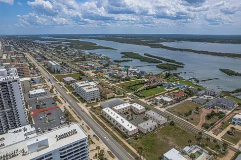3750 S Atlantic Avenue Daytona Beach FL 32118