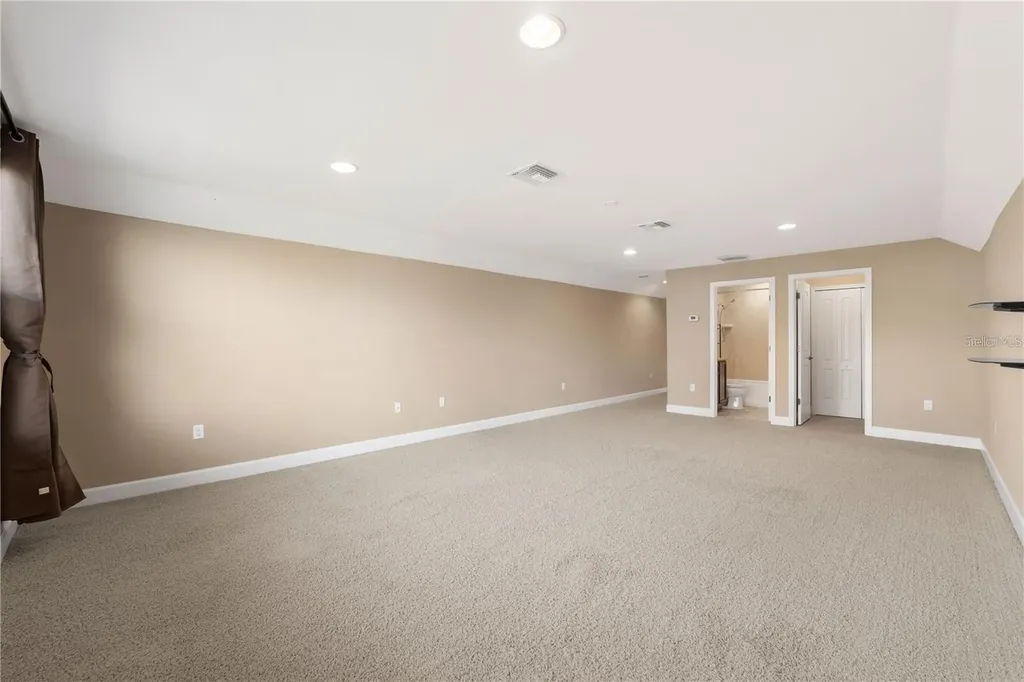20329 Hertiage Point Tampa FL 33647