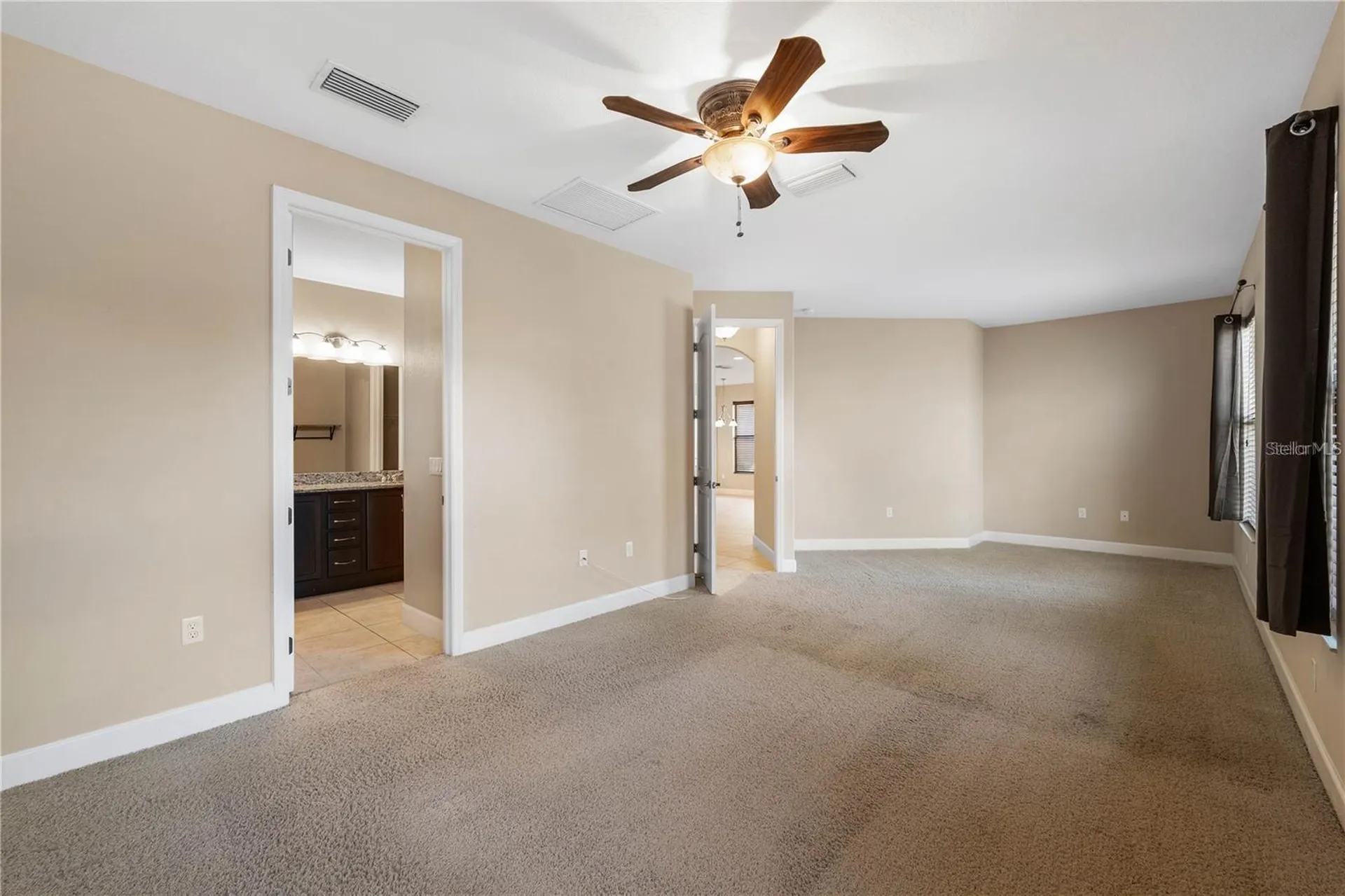 20329 Hertiage Point Tampa FL 33647