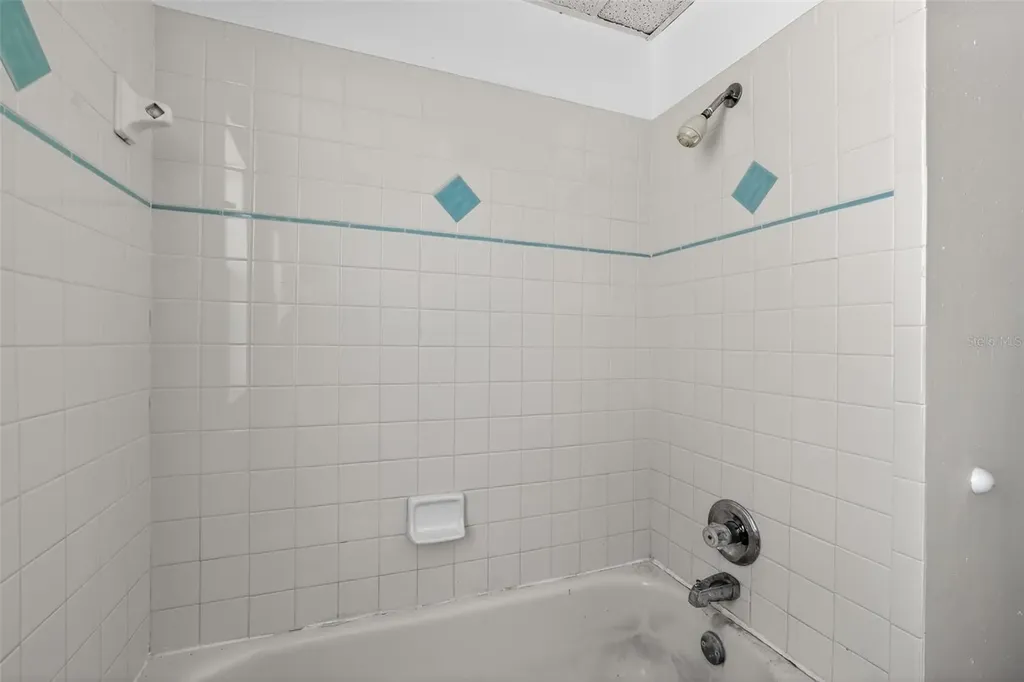 1903 W Saint Joseph Street Tampa FL 33607