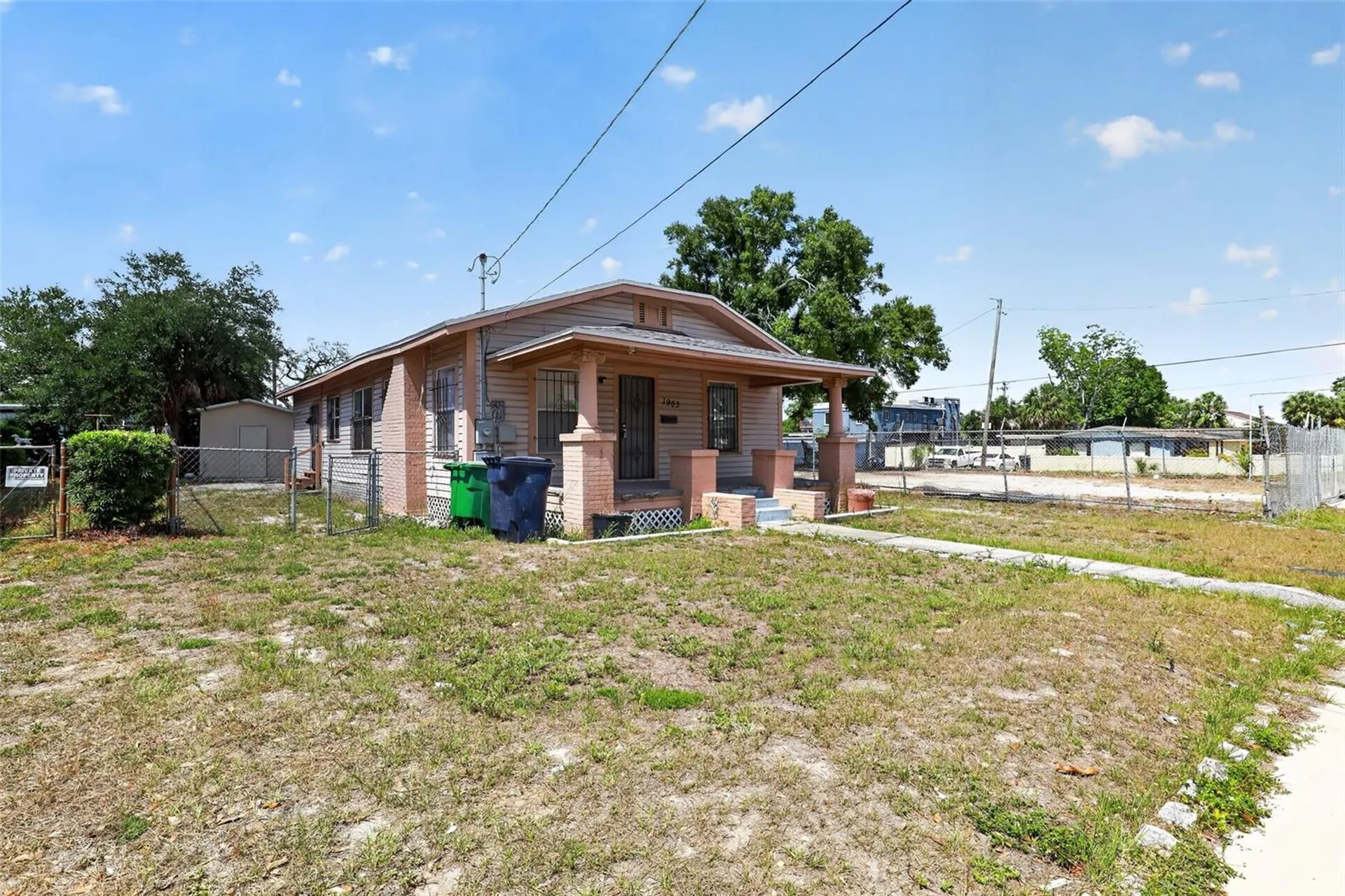1903 W Saint Joseph Street Tampa FL 33607