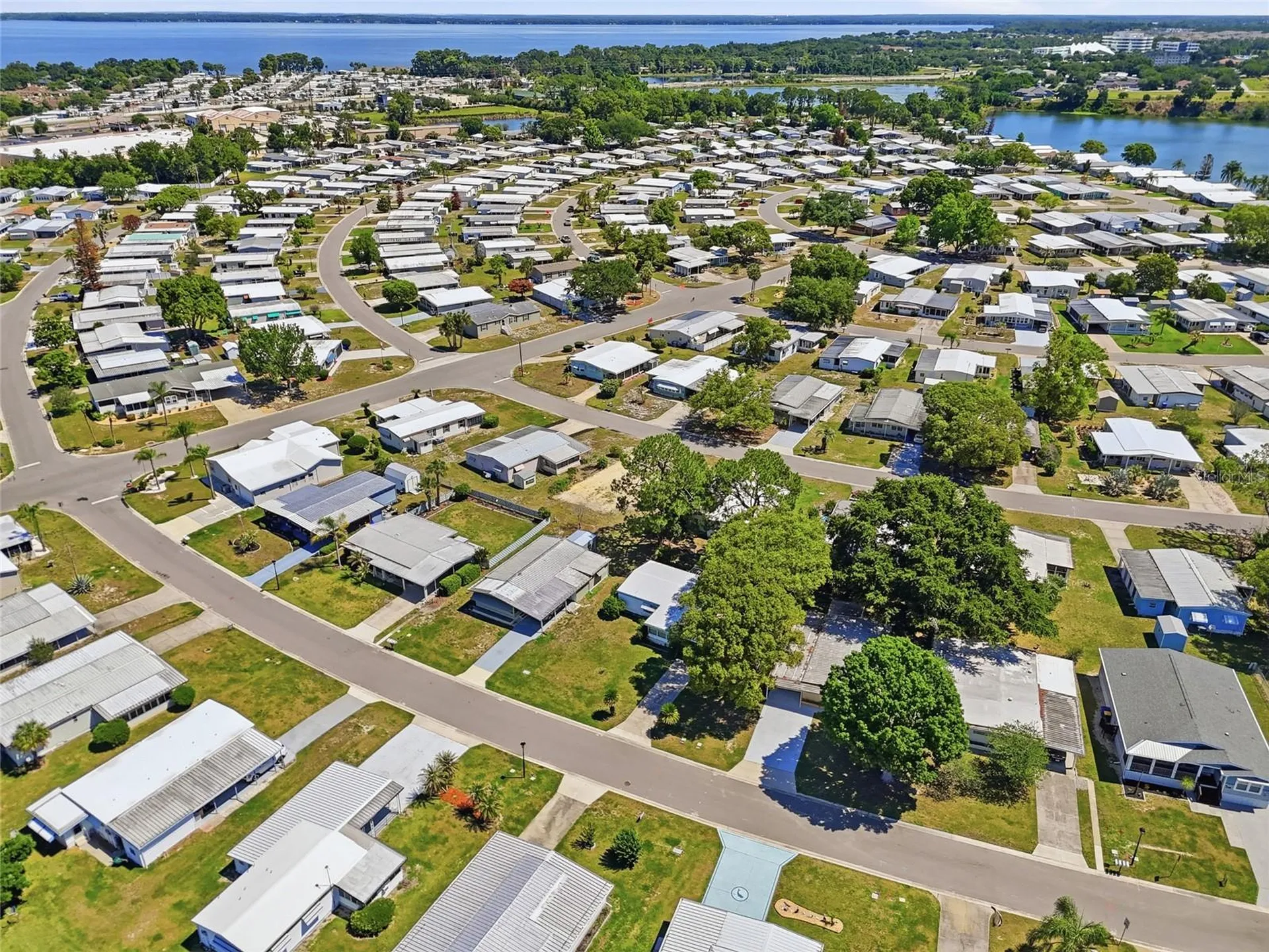 1223 Nassau Circle Tavares FL 32778