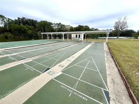 1223 Nassau Circle Tavares FL 32778