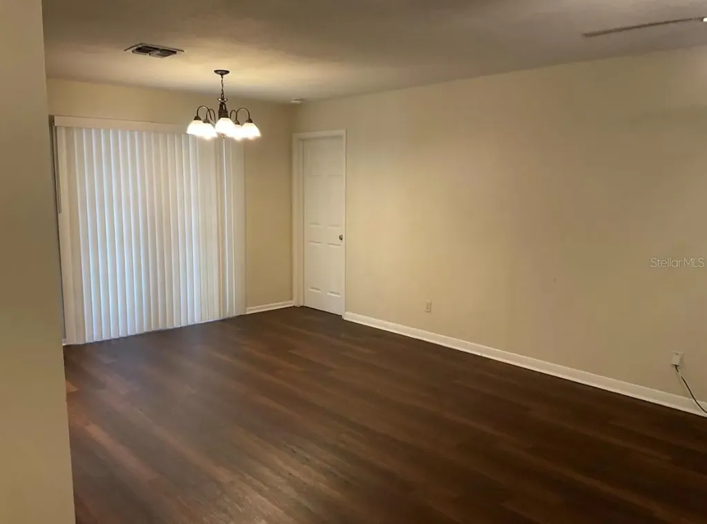 2102 Montana Street Orlando FL 32803
