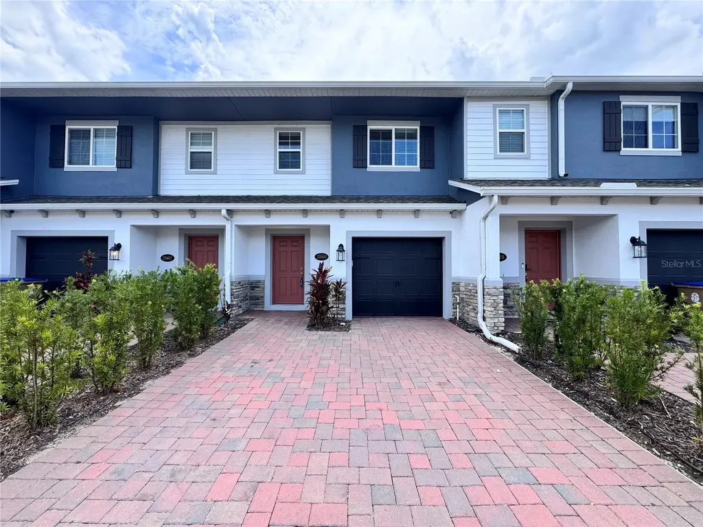2866 Narcoossee Commons Way St Cloud FL 34771