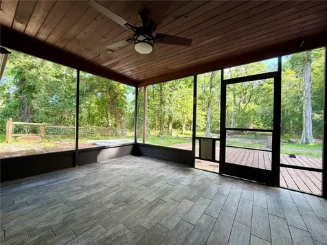 10849 Lakeview Drive New Port Richey FL 34654