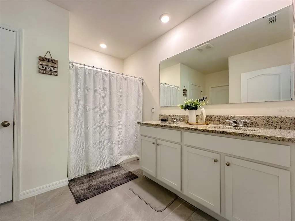 2033 E Gloria Drive Deltona FL 32725