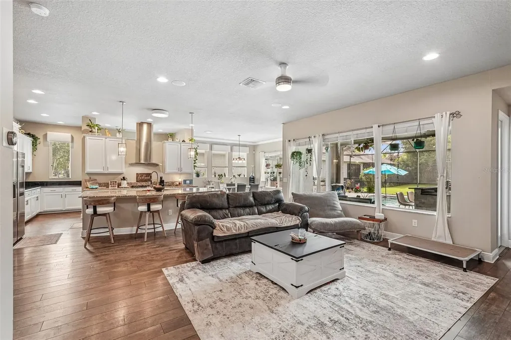 6617 Park Strand Drive Apollo Beach FL 33572