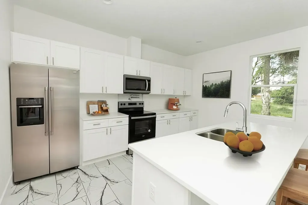 67 W 10th Street Apopka FL 32703