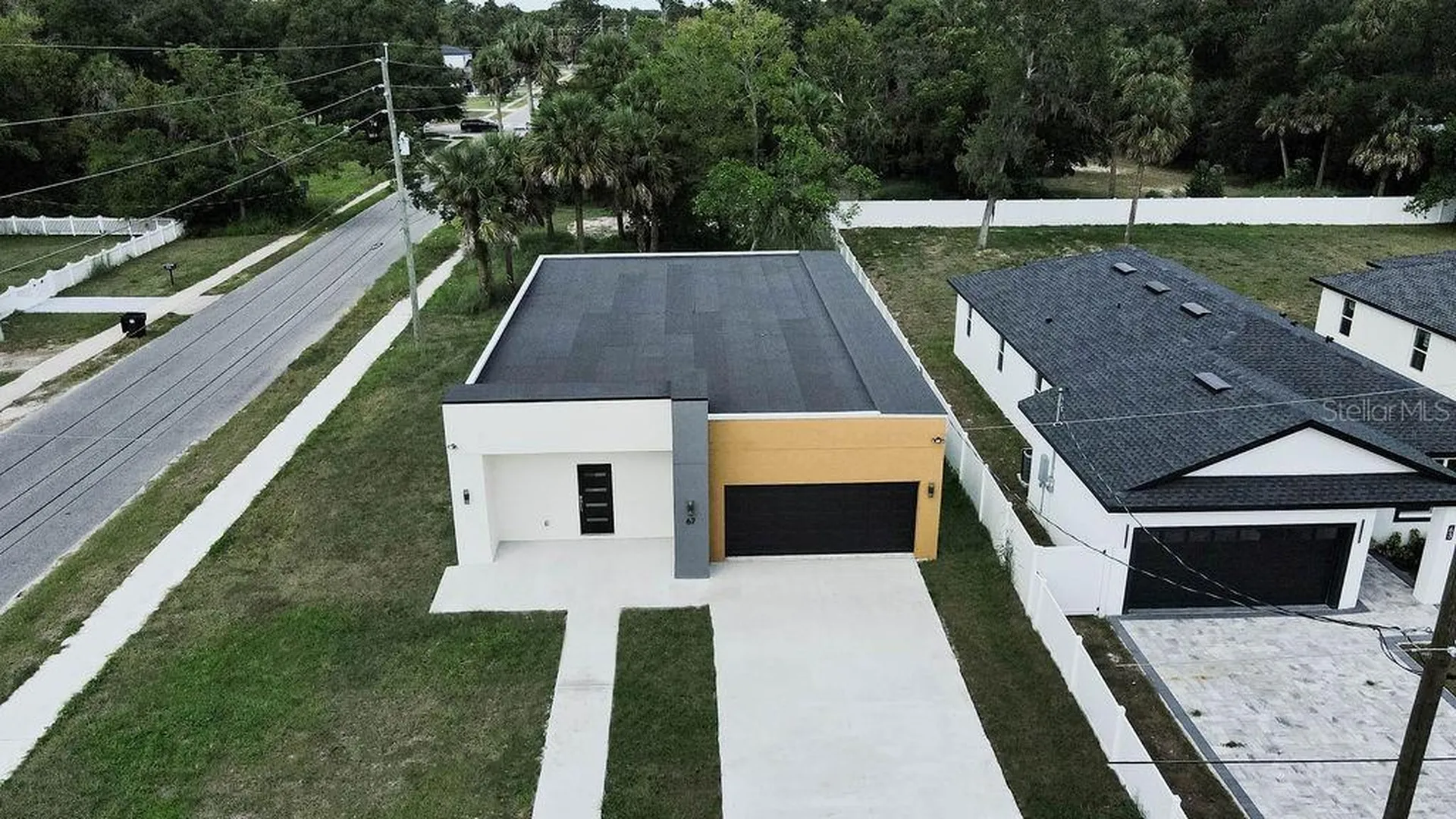 67 W 10th Street Apopka FL 32703