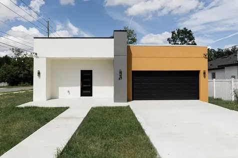 67 W 10th Street Apopka FL 32703