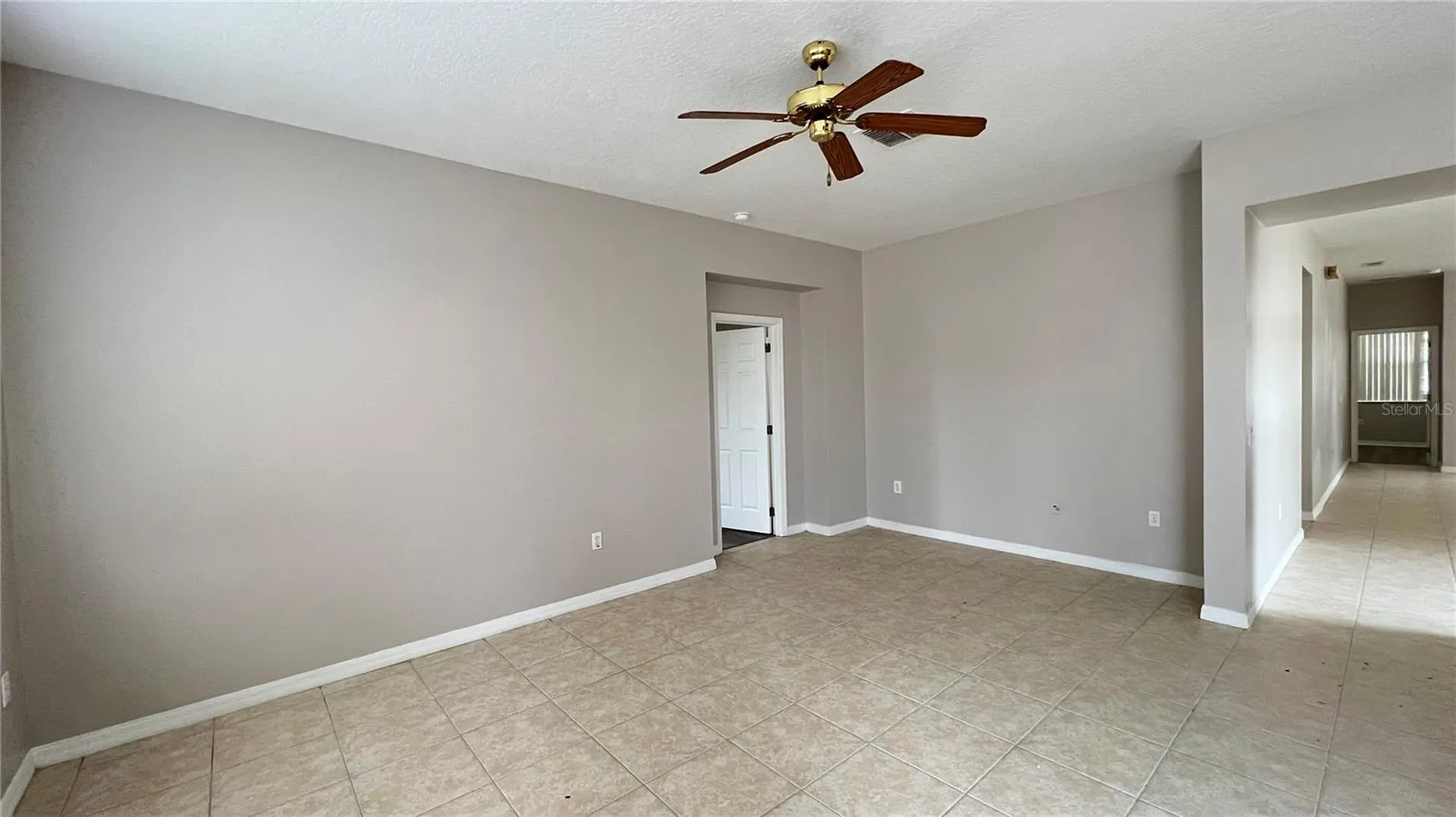 318 Sand Ridge Drive Davenport FL 33896