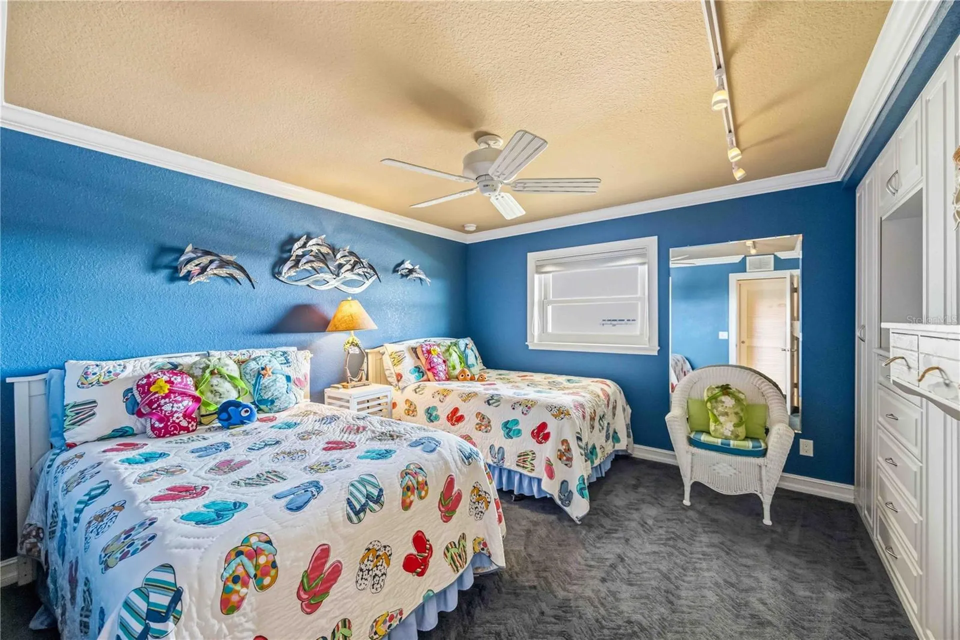 6140 Midnight Pass Road Sarasota FL 34242