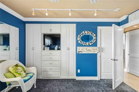 6140 Midnight Pass Road Sarasota FL 34242