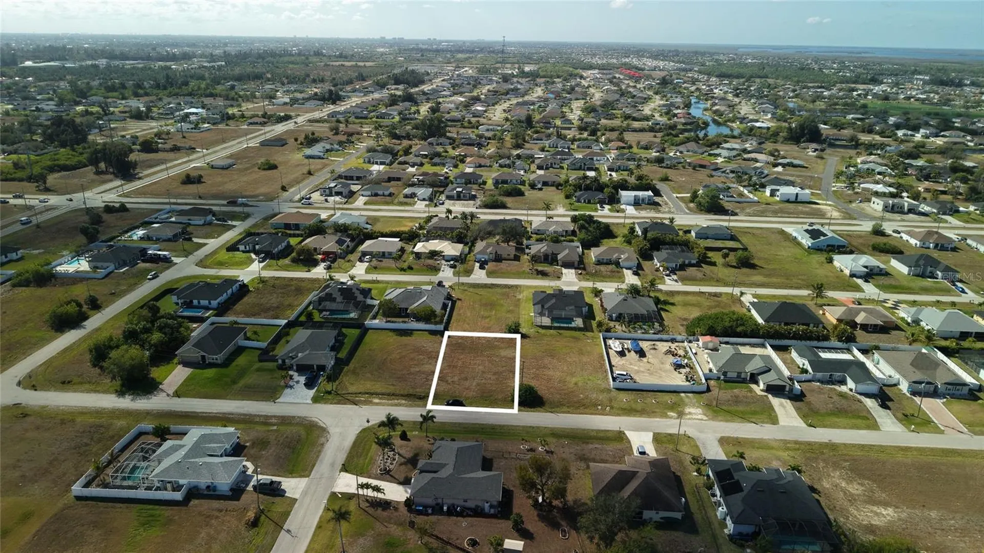 2502 NW 1st Street Cape Coral FL 33993