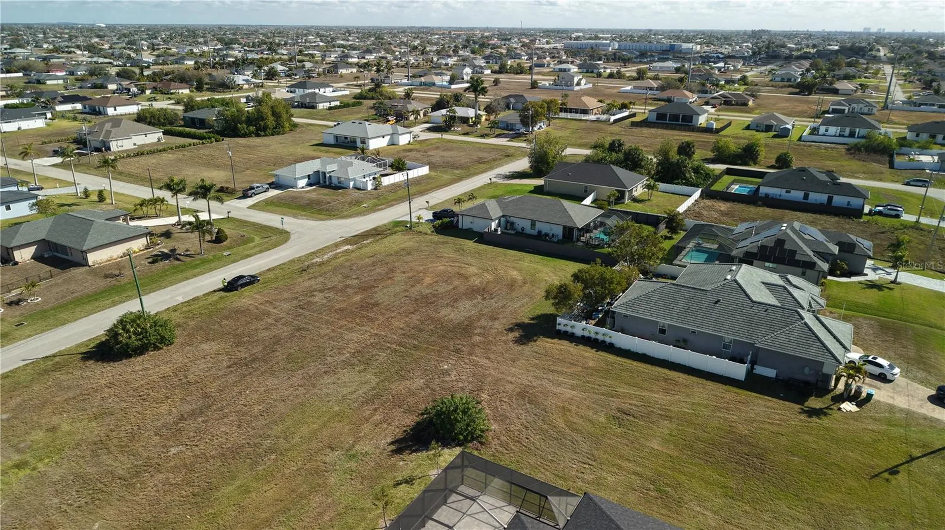 2502 NW 1st Street Cape Coral FL 33993
