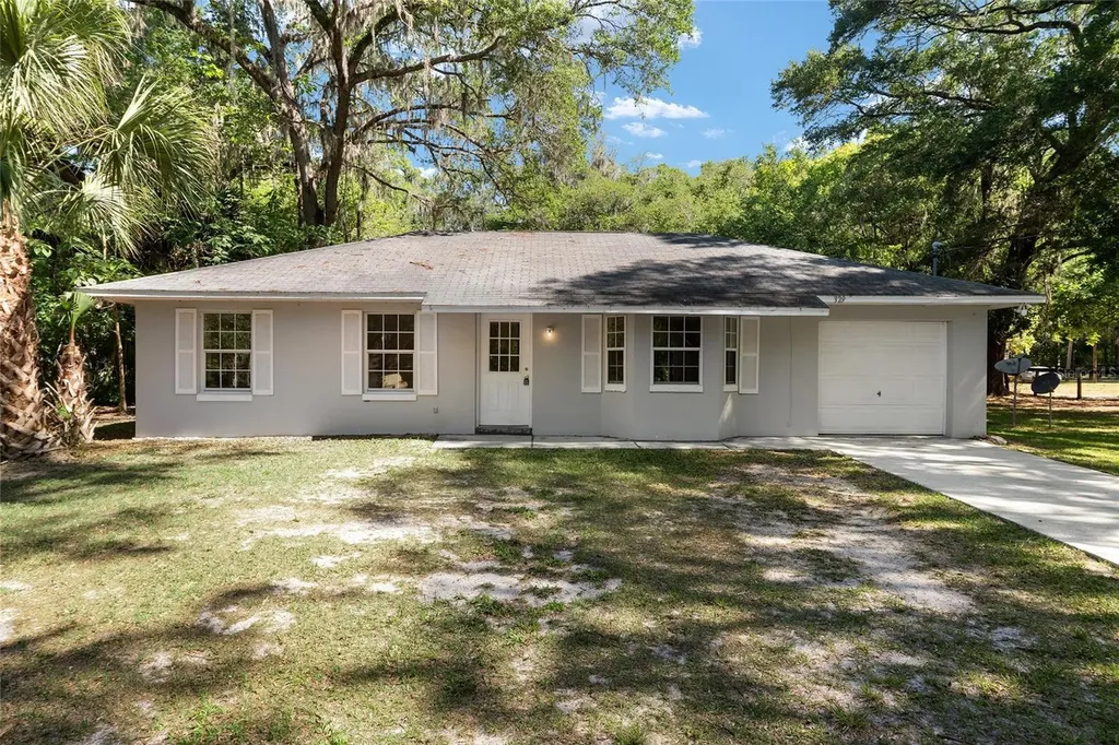4329 NW 155th Street Reddick FL 32686