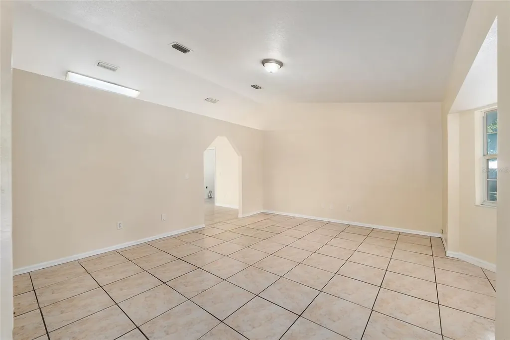 4329 NW 155th Street Reddick FL 32686
