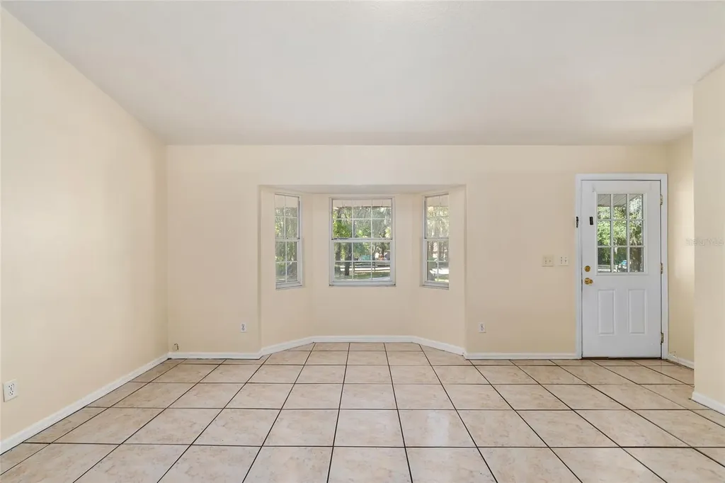 4329 NW 155th Street Reddick FL 32686
