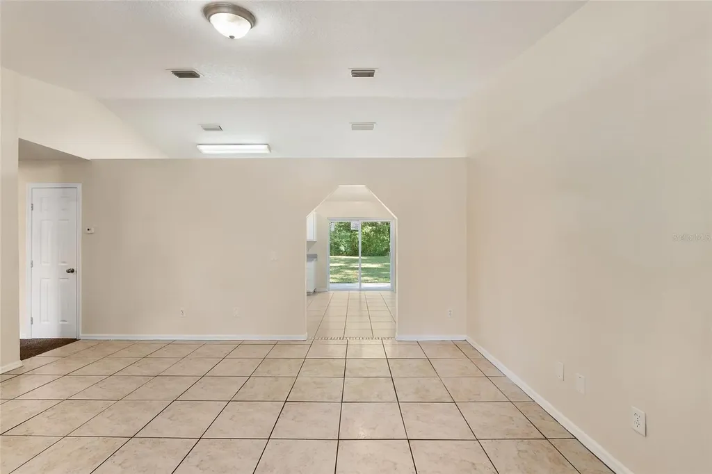 4329 NW 155th Street Reddick FL 32686
