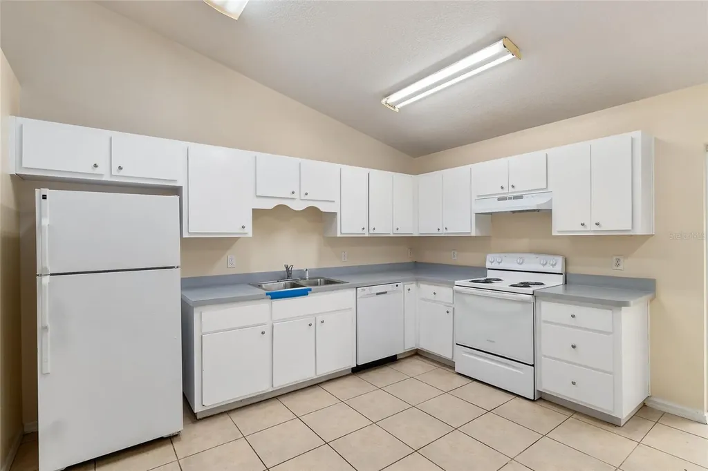 4329 NW 155th Street Reddick FL 32686