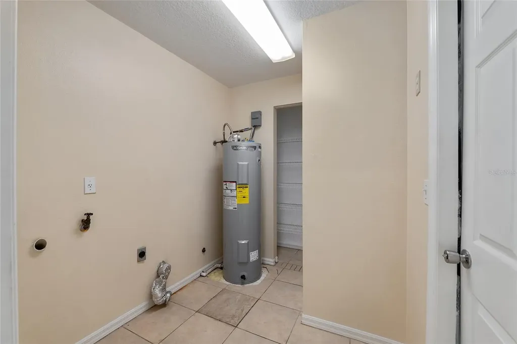 4329 NW 155th Street Reddick FL 32686